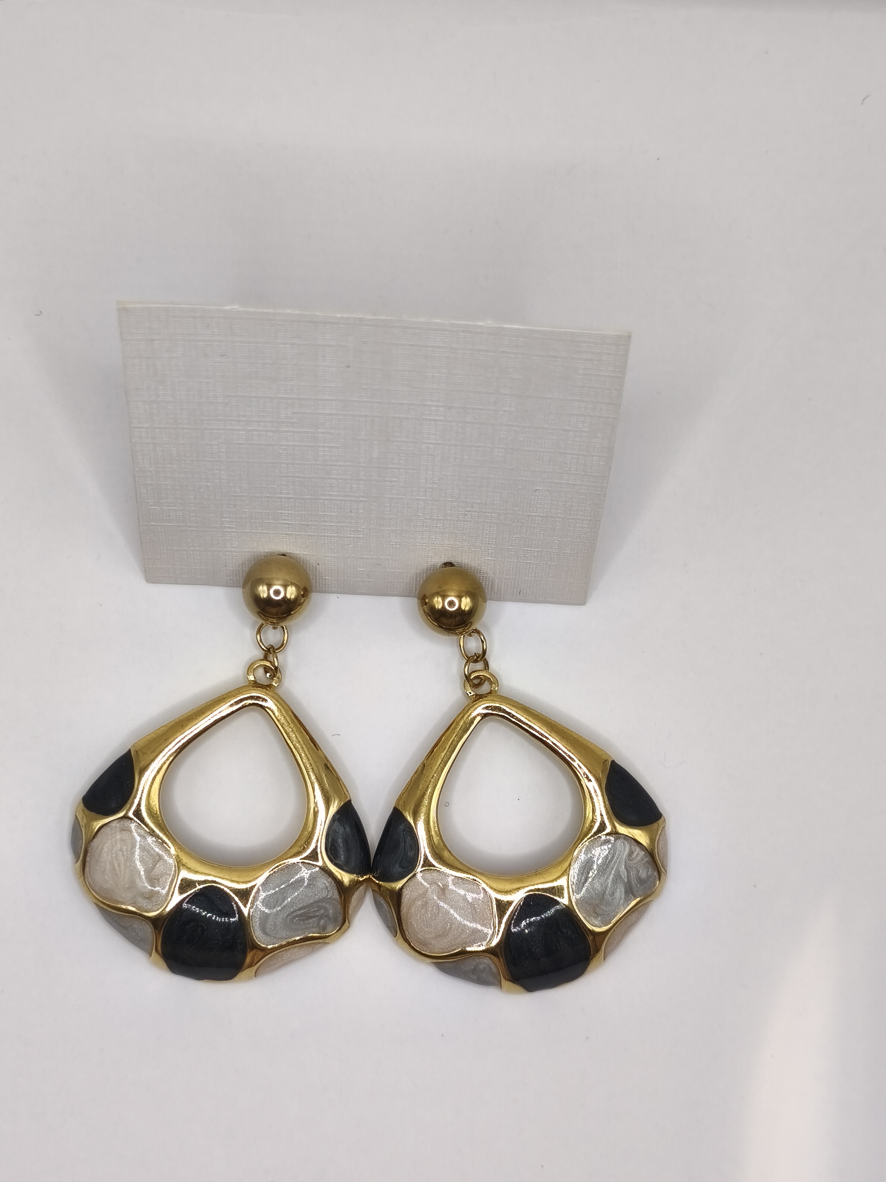 Ατσαλινα Σκουλαρικια