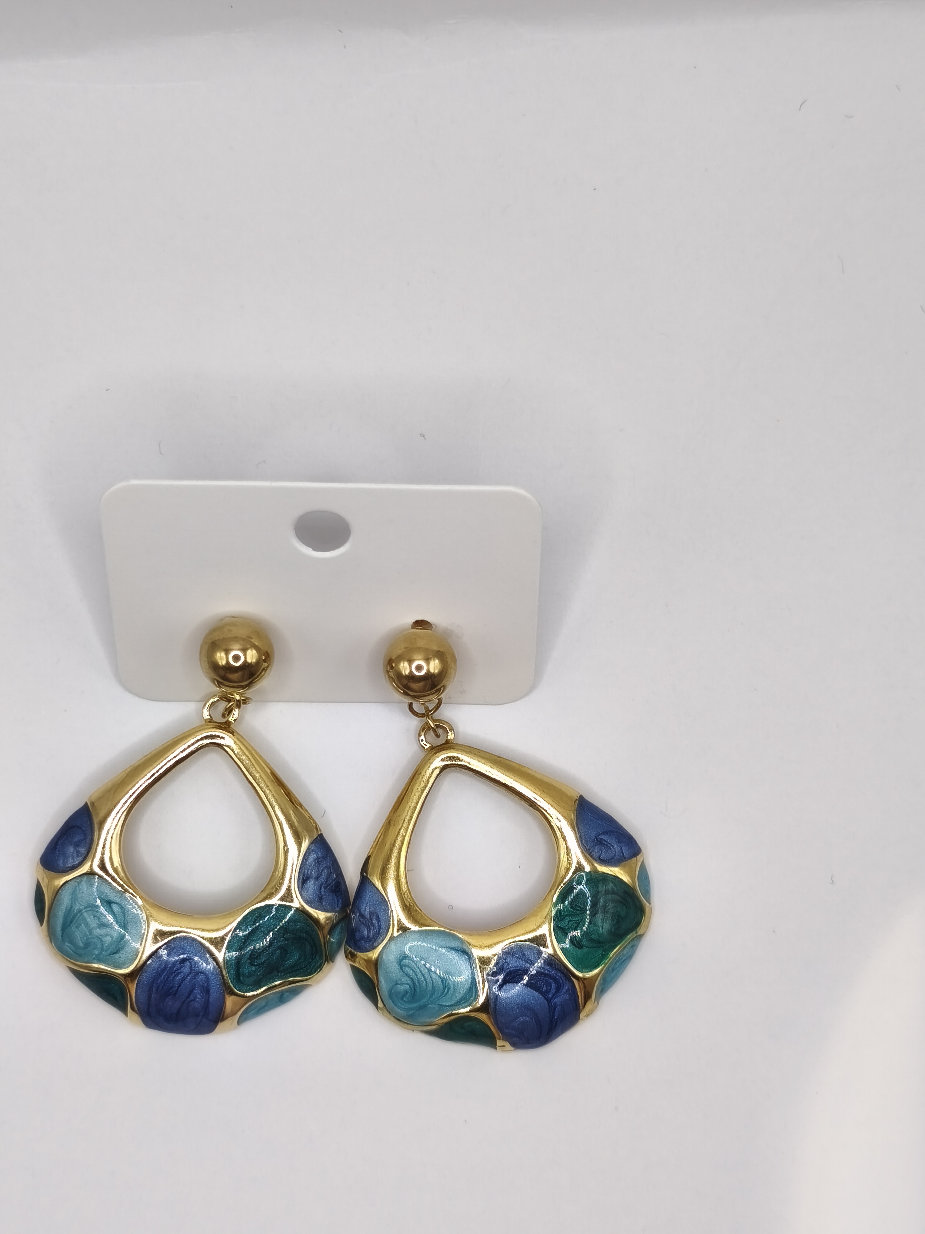 Ατσαλινα Σκουλαρικια